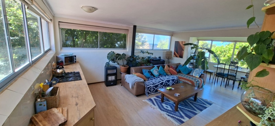 To Let 4 Bedroom Property for Rent in Kleinmond Western Cape